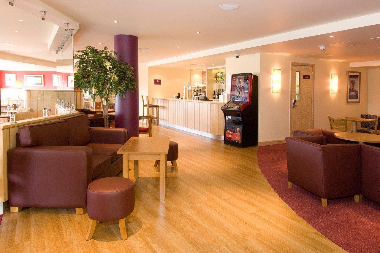 Premier Inn Cambridge Girton  Extérieur photo