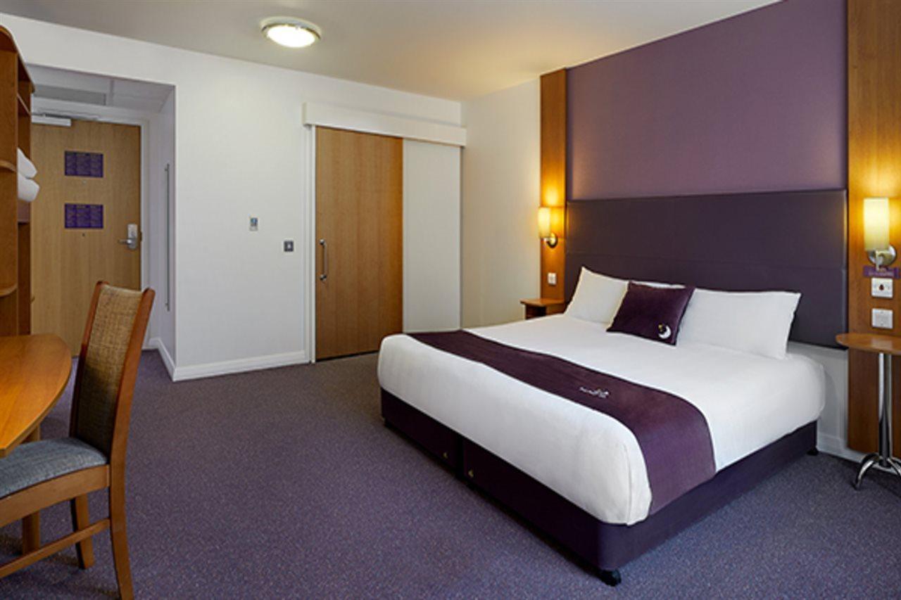 Premier Inn Cambridge Girton  Extérieur photo