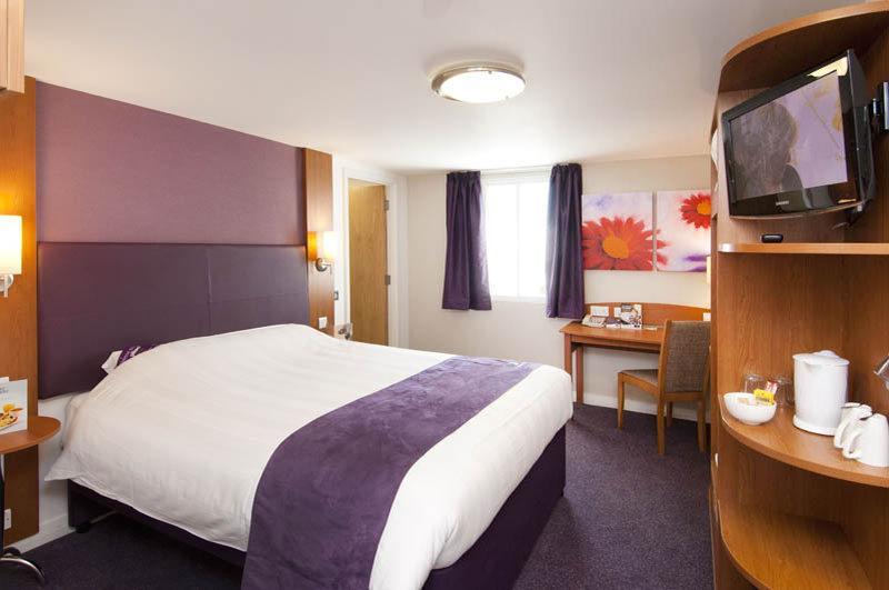 Premier Inn Cambridge Girton  Extérieur photo