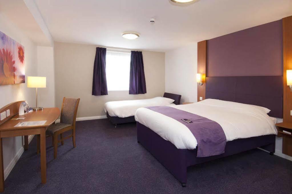 Premier Inn Cambridge Girton  Extérieur photo