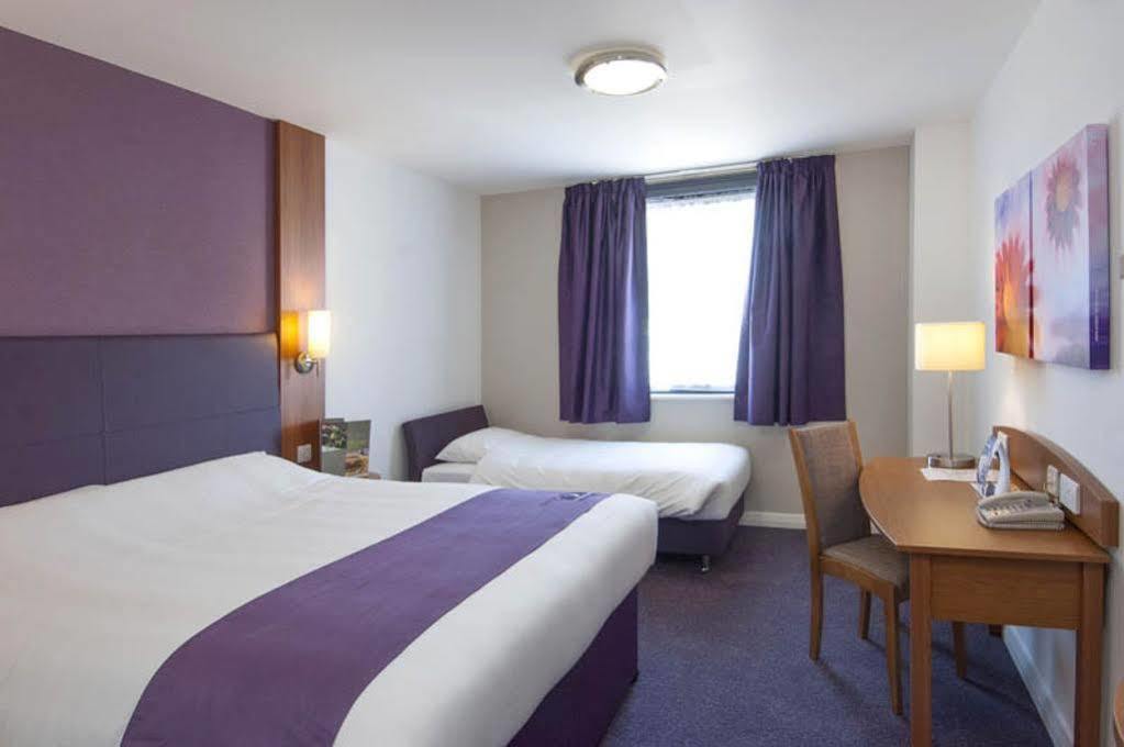 Premier Inn Cambridge Girton  Extérieur photo